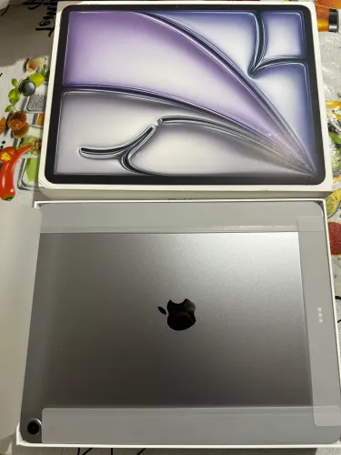 IPAD AIR M3 13 polegadas
