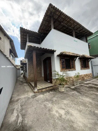 Casa para Venda em Nova Iguaçu, Rancho Novo, 3 dormitórios, 1 suíte, 2 banheiros, 4 vagas