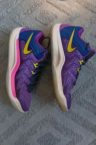 Tenis kd