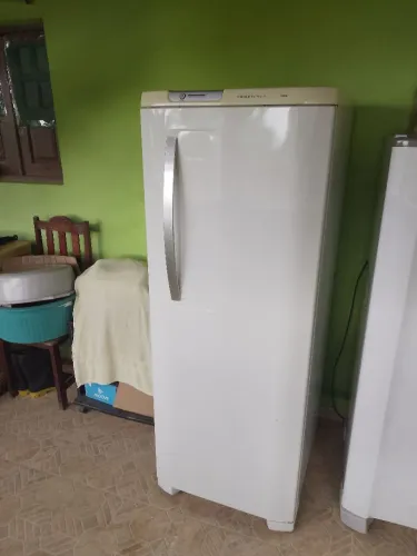 Geladeira Eletrolux Frost Free