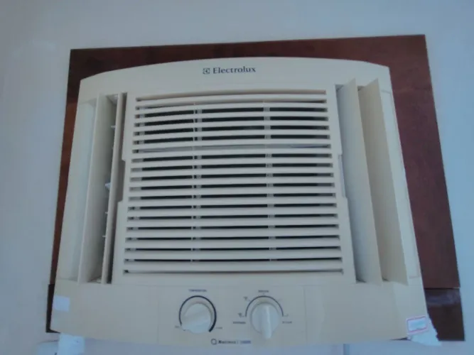 Ar condicionado de janela 10 000 btus