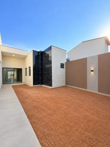 Casa à Venda - Bairro Primavera