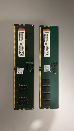 Kit 32GB (2x16GB) Memória RAM DDR5 4800MHz Kingston para PC Desktop