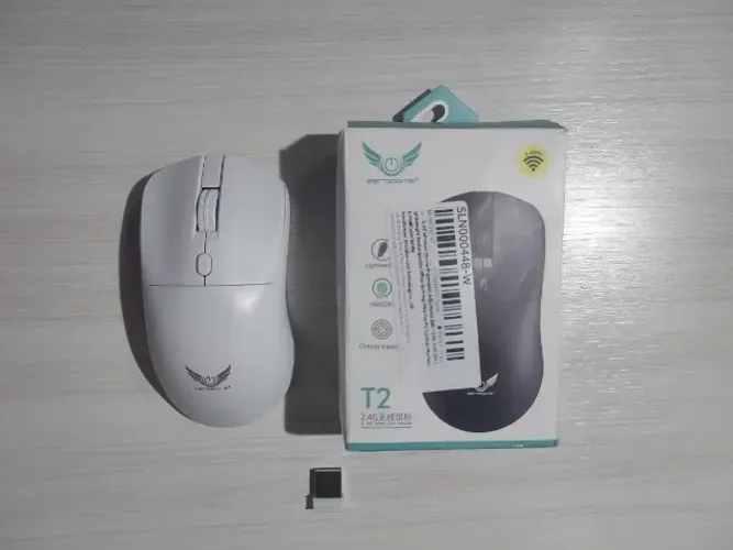 Mouse Gamer Sem Fio | 800-1600 DPI | Conexão USB 2.4GHz | Leve e Confortável | Branco
