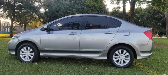Honda City Sedan LX 1.5 Flex 16V 4P Aut. 2013