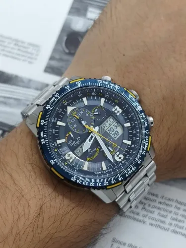 Relógio Citizen Skyhawk Blue Angels rádio controle