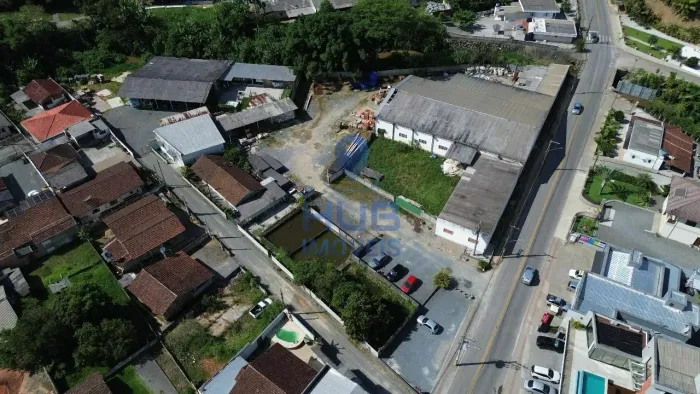 Terreno à venda por - R$ 7.000.000,00 - Paquetá - Brusque/SC