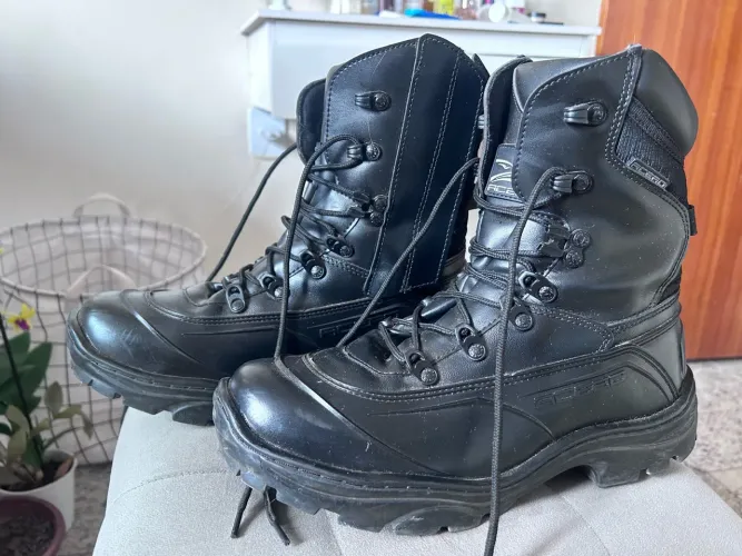 Bota Coturno ACERO Tiger Pro com Zíper - Couro Legítimo - N.º 40