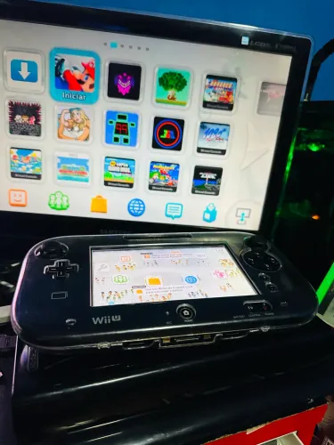 Nintendo Wii U Destravado 32GB + 20 Jogos Instalados + Controle Wii