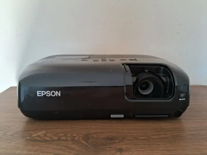 Projetor Epson S6