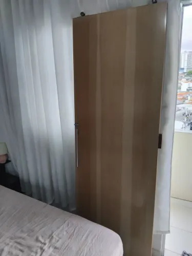 Porta de correr completa so estalar 70 pro 210 de altura voltar 250 reais pra ir embora
