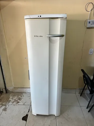 Freezer Electrolux degelo 7 gavetas funcionando entrego 