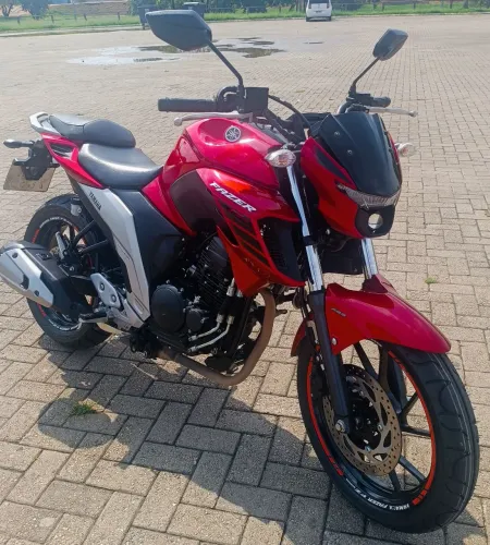 Fazer 250 fz25 2023 (vendo/troco)