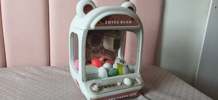 Mini maquina de pegar bichinho infantil - guarra