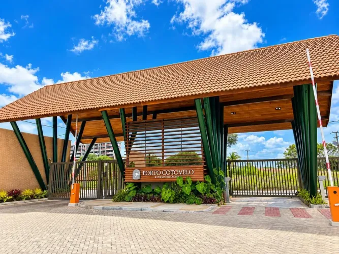 Oportunidade de Lote no Condomínio Porto Cotovelo Resort com 200m Escriturado Pronto para