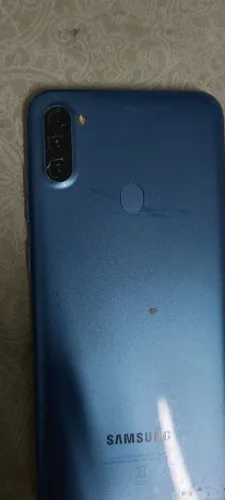 vendo sansung j 11 com capinha formatado 390.00.  parcelo em 3 vezes no cartão para facili