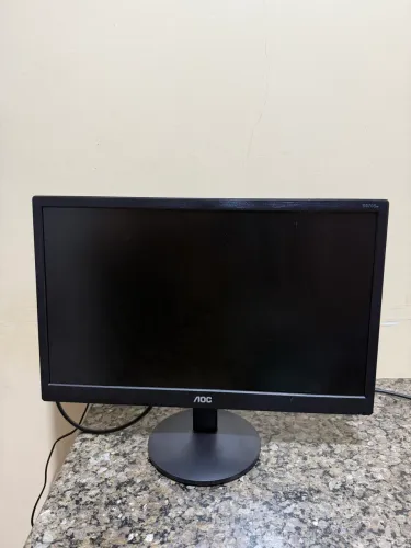 Monitor 18,5 polegadas VGA e HDMI