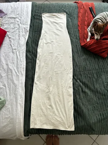 Vestido longo tomara que caia / COR: Branca  TAM: P