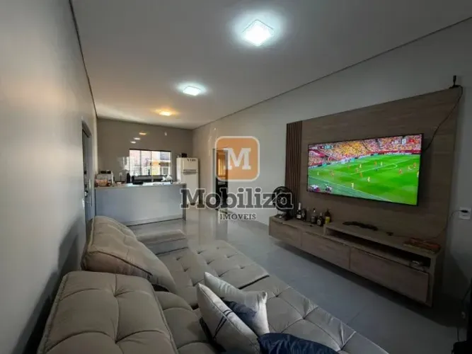 Casa mobiliada com 2 dormitórios sendo 1 suíte e quintal amplo no bairro Igarapé