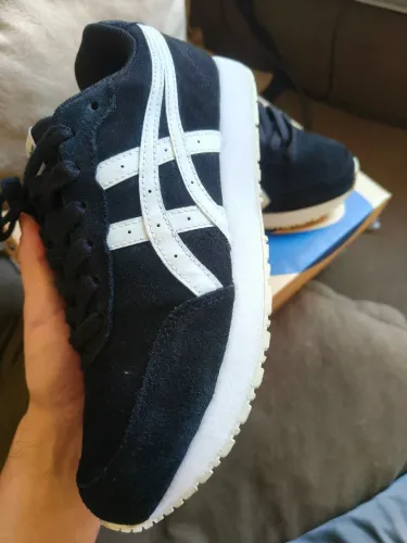 Tênis Asics camurça original n38