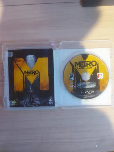 Metro Last Light Ps3