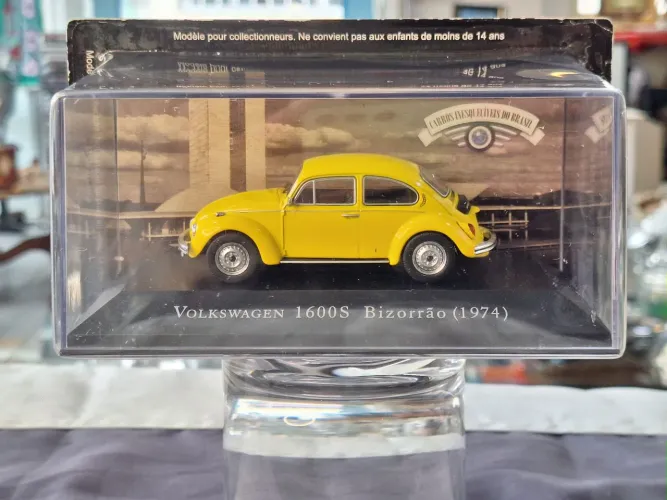 Miniatura Volkswagen 1600S Bizorrão 1974 Lacrada Carros Inesquecíveis do Brasil
