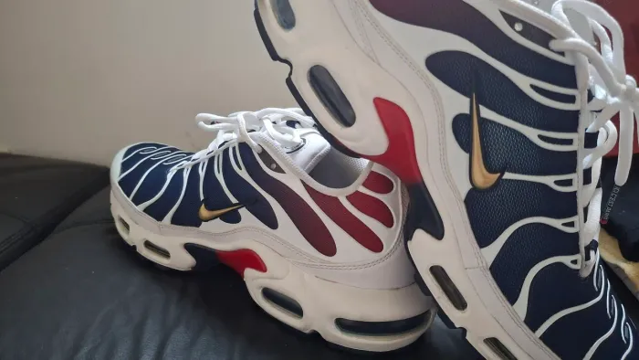 Tênis Air Max Plus Paris Saint-Germain