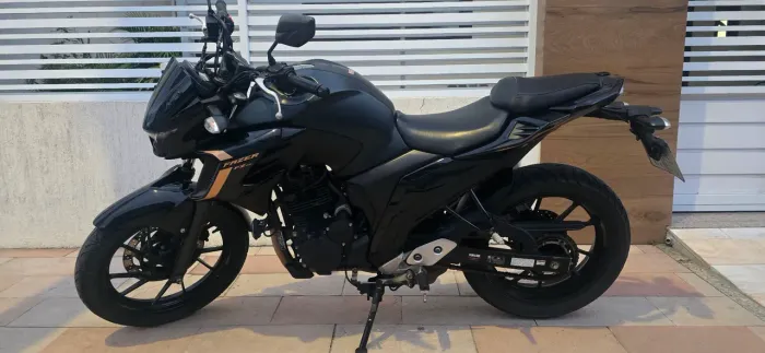 FAZER 250 /2024