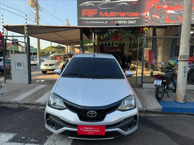 Toyota Etios X Sedan 1.5 Flex 16V 4P Aut. 2021