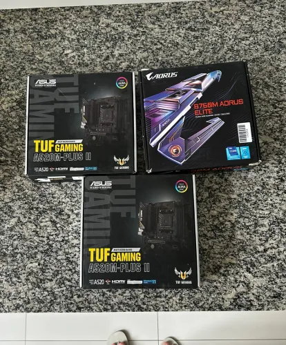 Placas mãe com DEFEITO