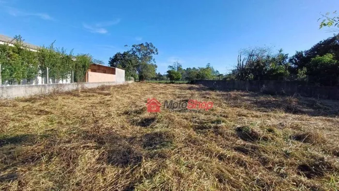 Terreno, próximo a Lagoa da Serra