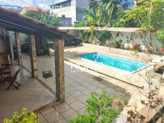 Casa com 5 quartos - 360 mt² - venda por R$ 900.000 ou aluguel por R$ 8.500/mês - Estrela