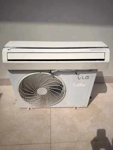 Ar Condicionado LG Split 12000 BTUs Quente/Frio(usado)