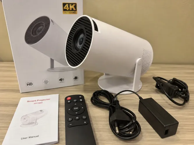 Projetor Smart HY300 4K Android Wi-Fi Bluetooth | Novo