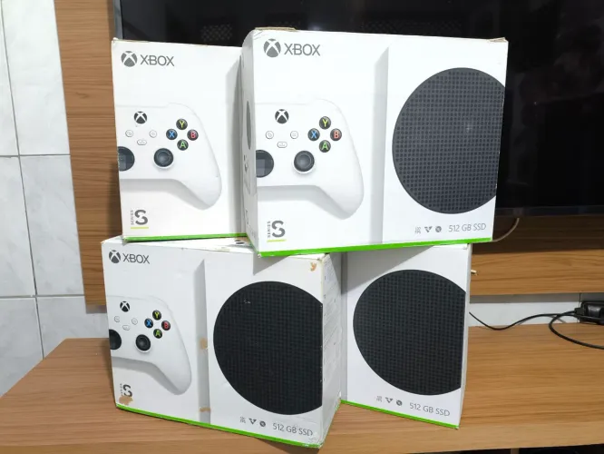 Xbox Series S C/ Caixa Seminovos + Controle Original Impecável - 3 Meses de Garantia