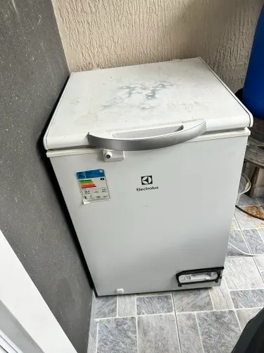 Freezer horizontal Electrolux H162