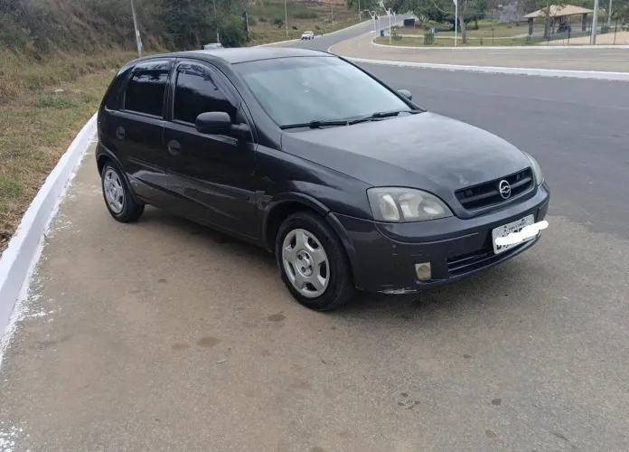 Chevrolet Corsa Hatchback 1.0 MPFI 8V 71cv 5P 2002