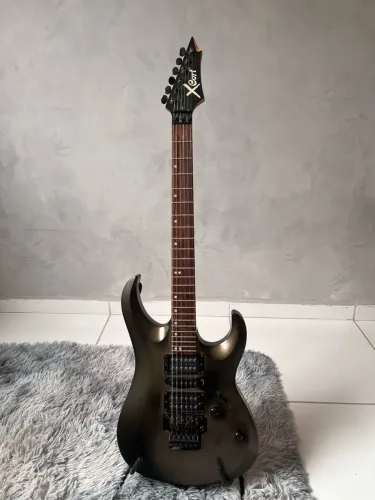 Guitarra Cort X6