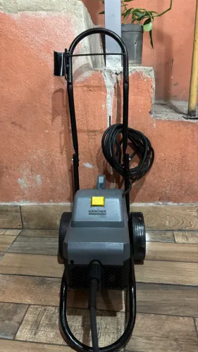 Lavadora de alta pressão Karcher HD 585 127v