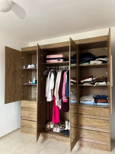 Guarda roupa 
