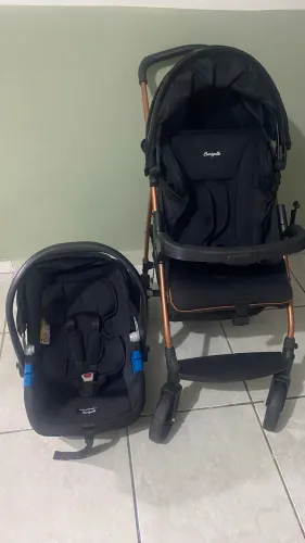 Carrinho e bebê conforto burigoto