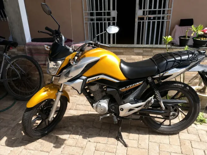 Moto Titan 160