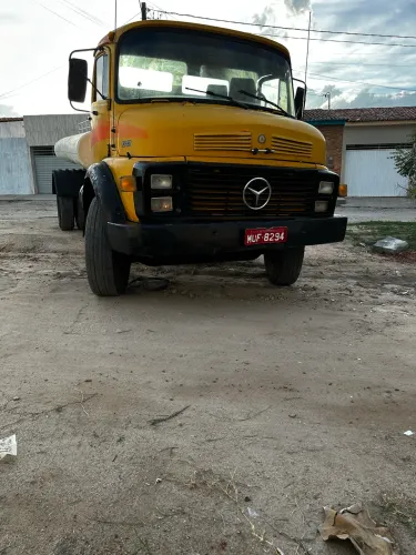 Caminhão 1313