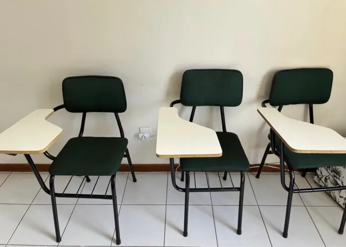 Cadeira escolar