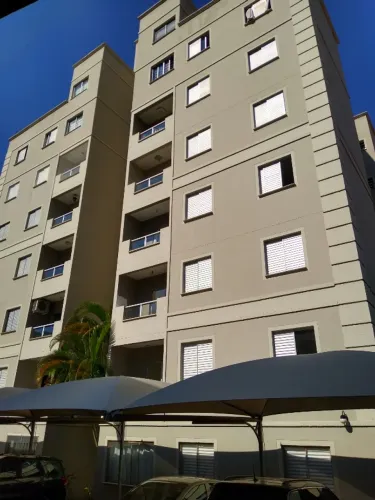 Apartamento mobiliado no centro de São Carlos com 03 dormitórios e 02 banheiros