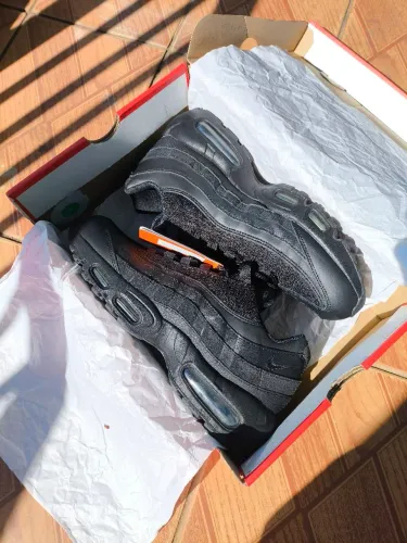 Air Max 95 Preto