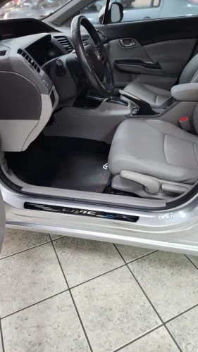 Honda Civic Sedan LXS 1.8/1.8 Flex 16V Aut. 4P 2014