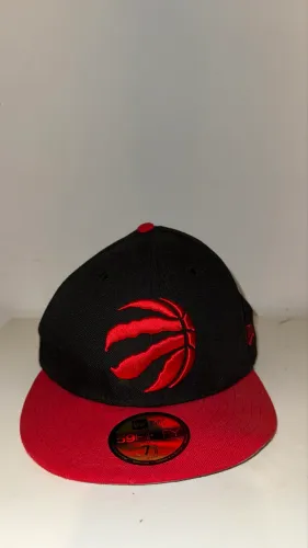 Bone Toronto Raptos NBA New Era - Importado