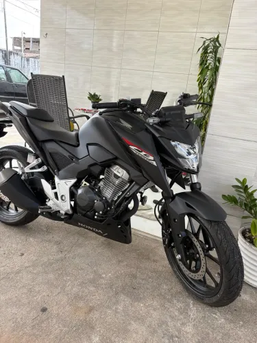 CB Twister 300 Ano 25/26
