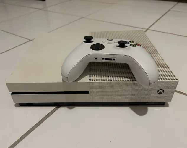 Xbox One S